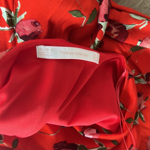 Zara Floral Ruffled Romper - Picture 3 of 4